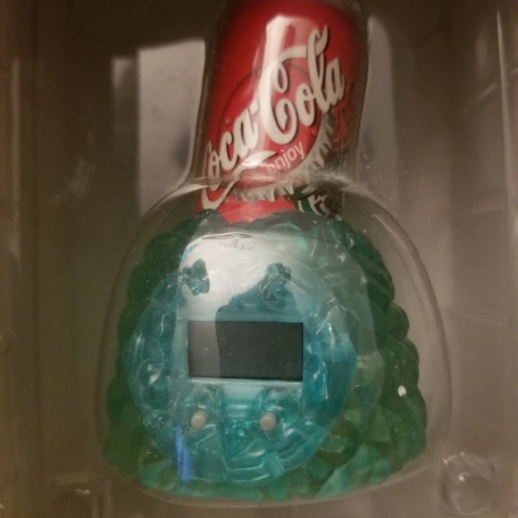 vintage Coca Cola mini clock, soda in ice - Picture 2 of 3